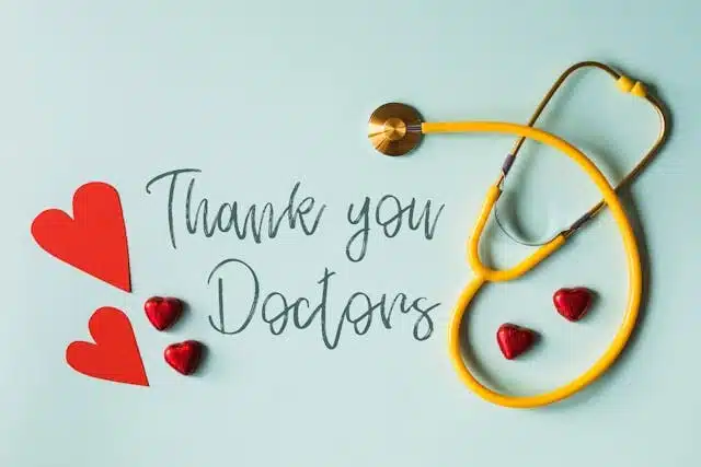 Thank you doctor marqué avec un stéthoscope